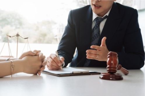 woman talking to a lawyer in a consultation